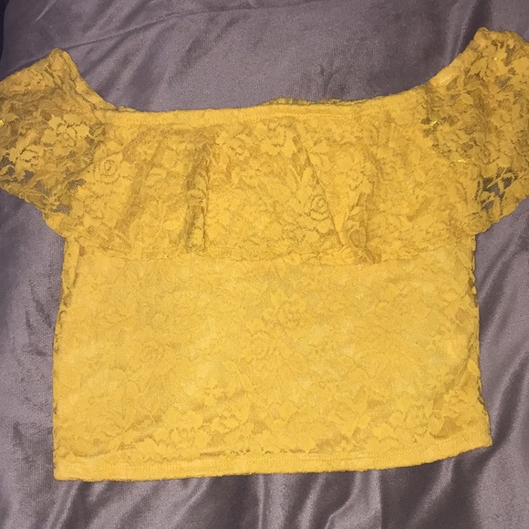 💝NEW!! FLOUNCE LACE OFFTHE-SHOULDER CROP TOP - Picture 5 of 8